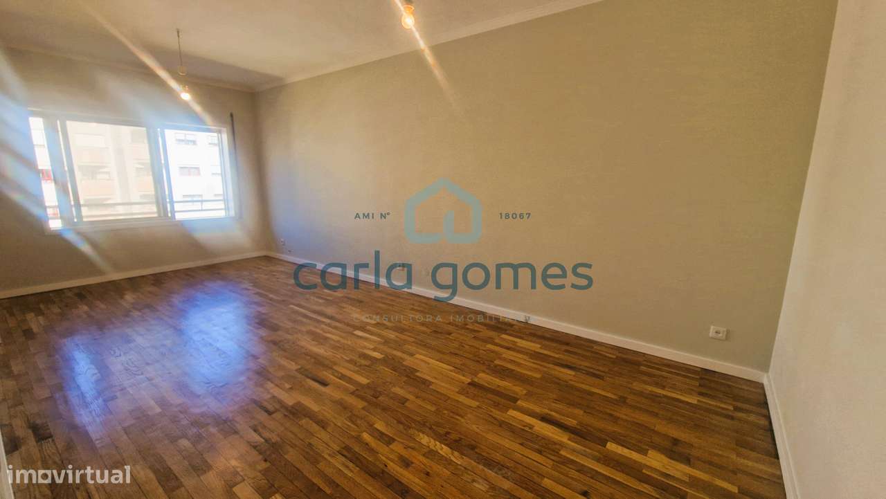 APARTAMENTO T1 C/ LUGAR DE GARAGEM ELEVADOR | VILAR PARAÍSO, V.N. GAIA-6