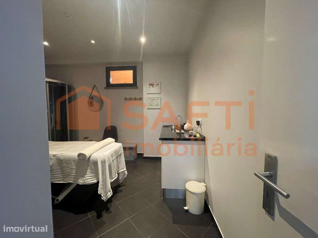 Vende-se loja comercial - São Martinho, Funchal - Grande imagem: 5/17