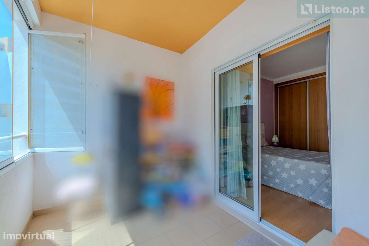 Apartamento T2 com Piscina, Varanda em Portimão-24