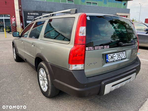 Volvo XC 70 - 4