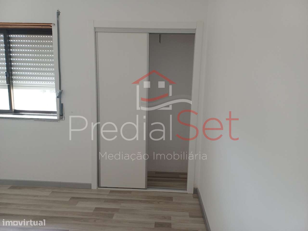 Apartamento T4  em Monte Belo Norte -Setúbal-14