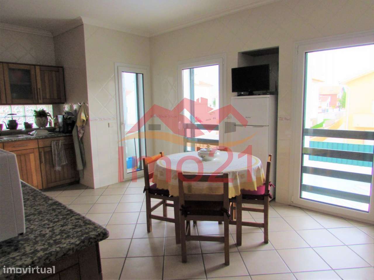 Moradia T4 com Piscina Vagueira-14