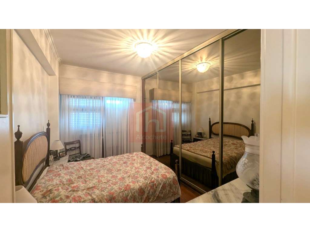 Apartamento T3 na Estrada da Luz, Benfica-21