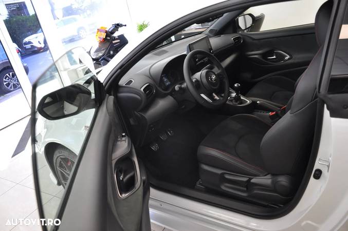 Toyota Yaris GR mit High-Performance-Paket - 15