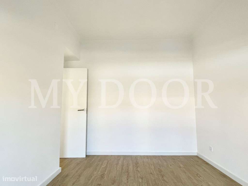 Apartamento T2 em Moscavide - Remodelado - VARANDA-18