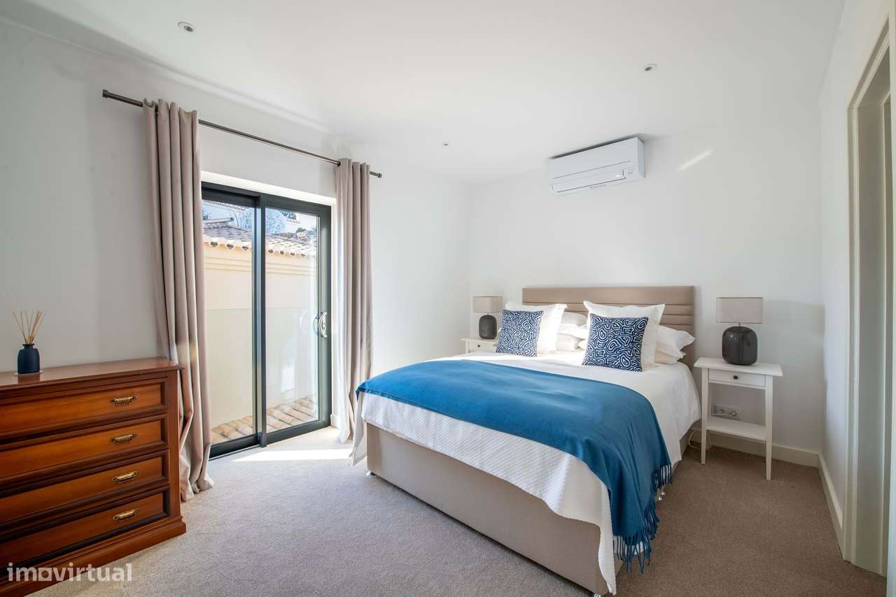 Villa de luxo de 5 quartos de golfe na linha de frente-18