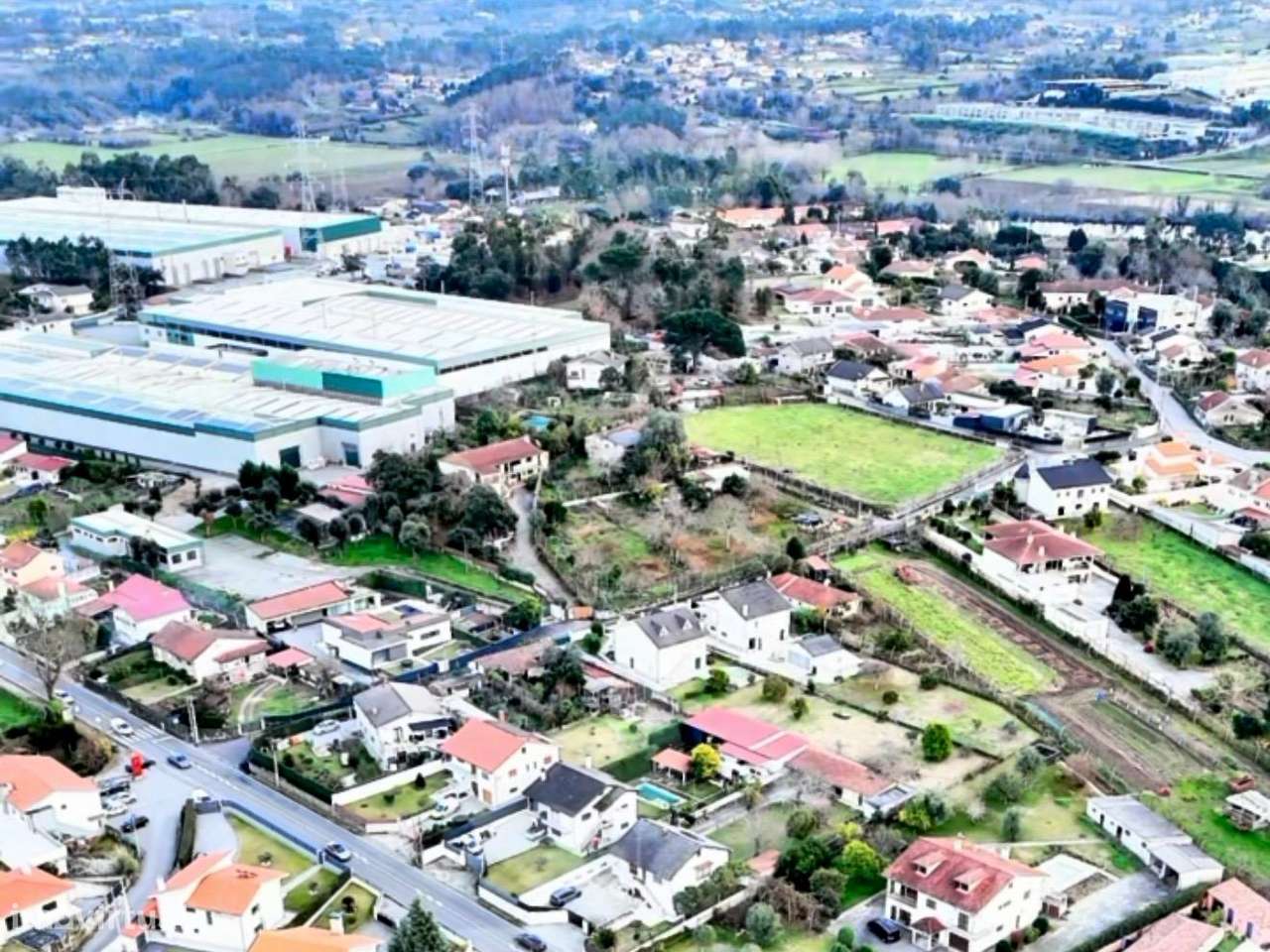 Vende-se terreno para construção em Lagos-8