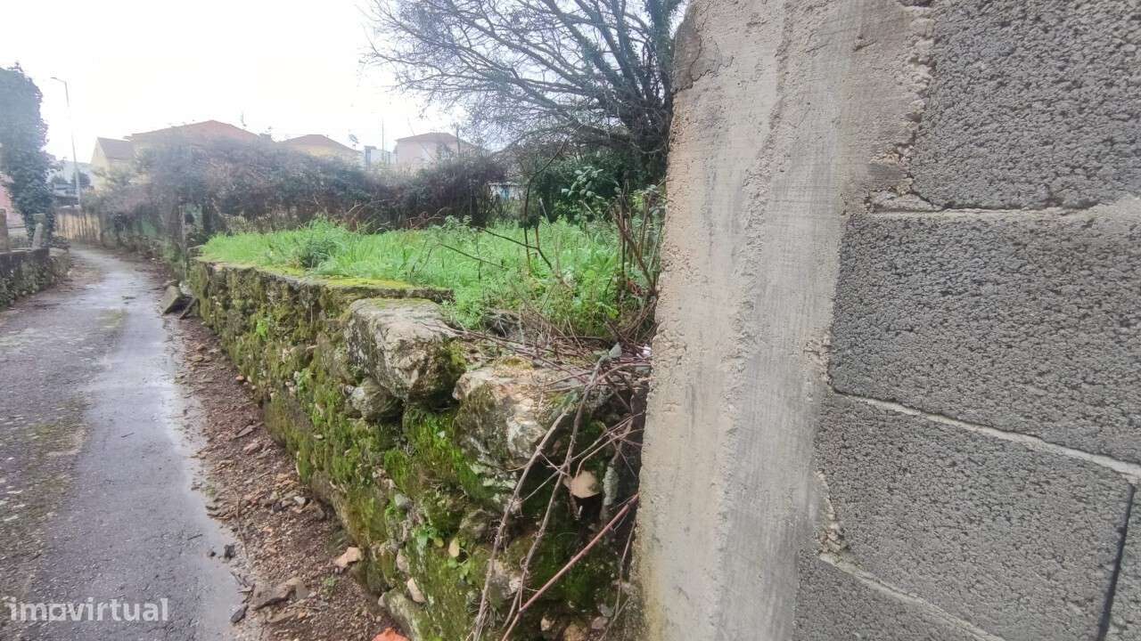 Terreno urbano em São João da Madeira-6