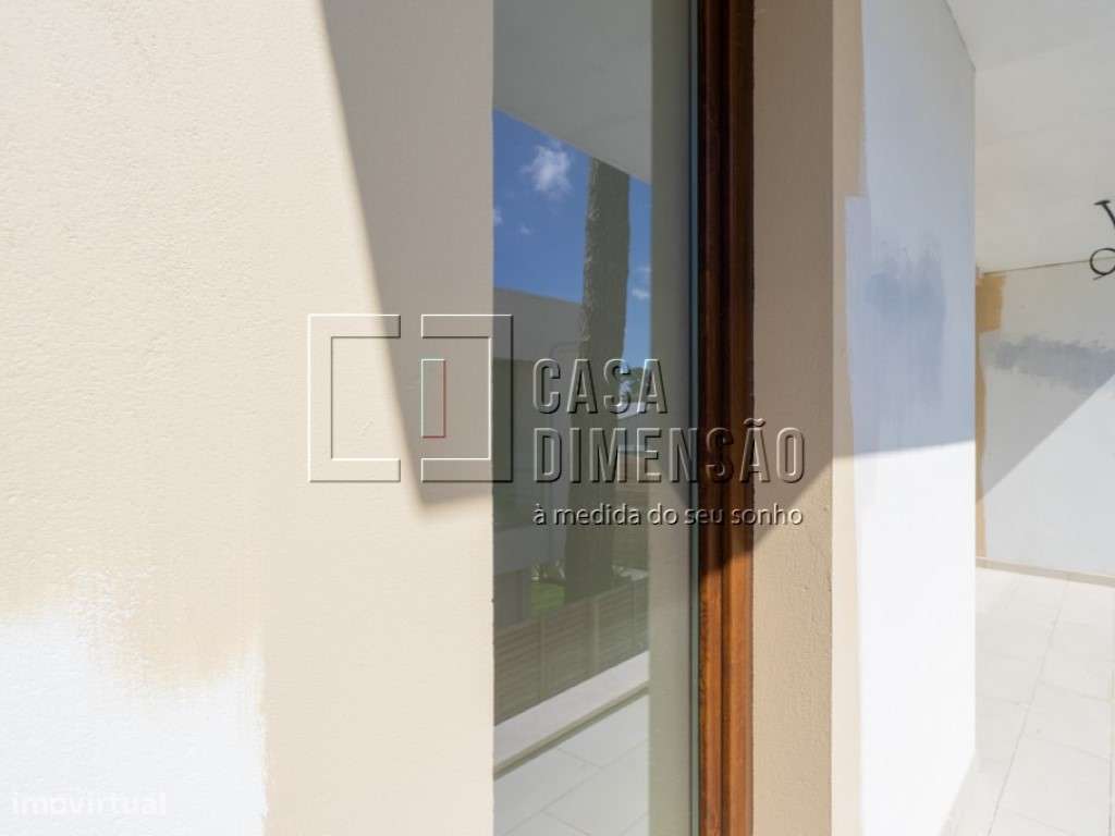 Moradia isolada de tipologia T3 na melhor zona da Aroeira, com Pisc...-20