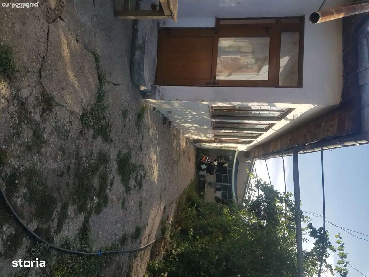 De vanzare casa caramida + teren 1500mp, Magurele Central-0