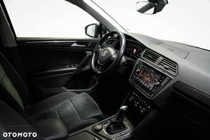 Volkswagen Tiguan - 12