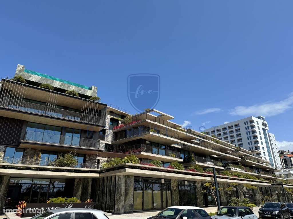 LOJA COMERCIAL - ESTRADA MONUMENTAL - FUNCHAL - Grande imagem: 1/28