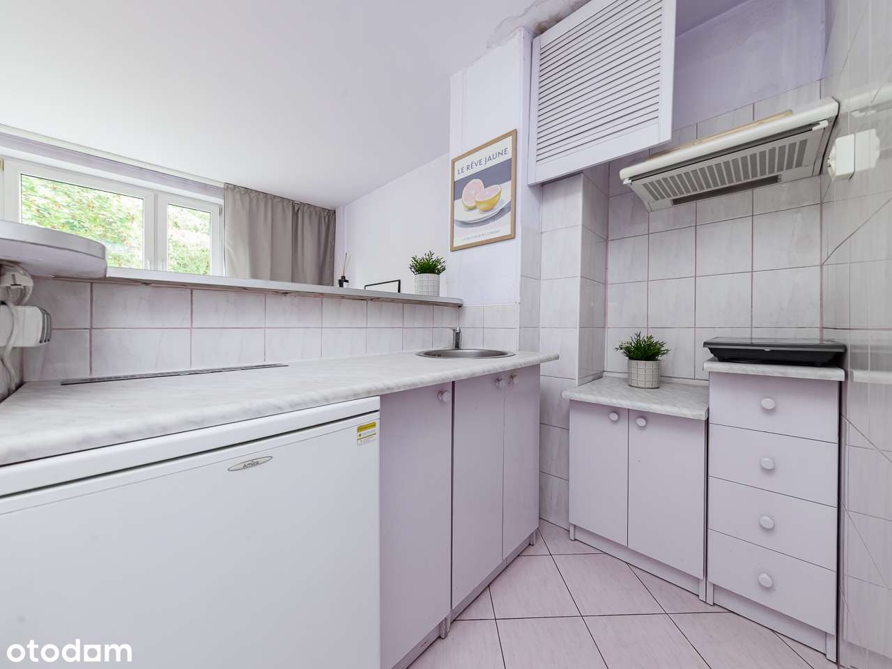 Kawalerka z miejscem postojowym, Galeria Mokotów, metro-5