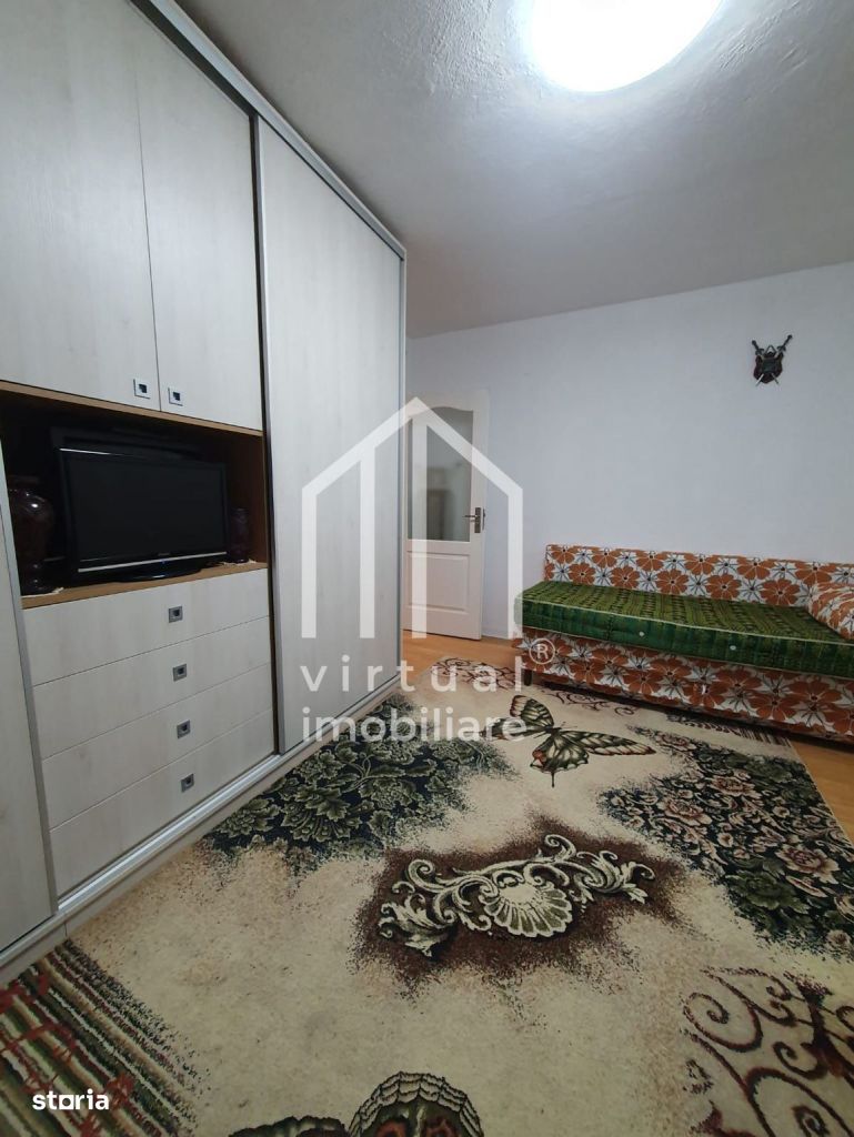 Apartament de vanzare,  3 camere 46 mp utili,  - zona Hipodrom III