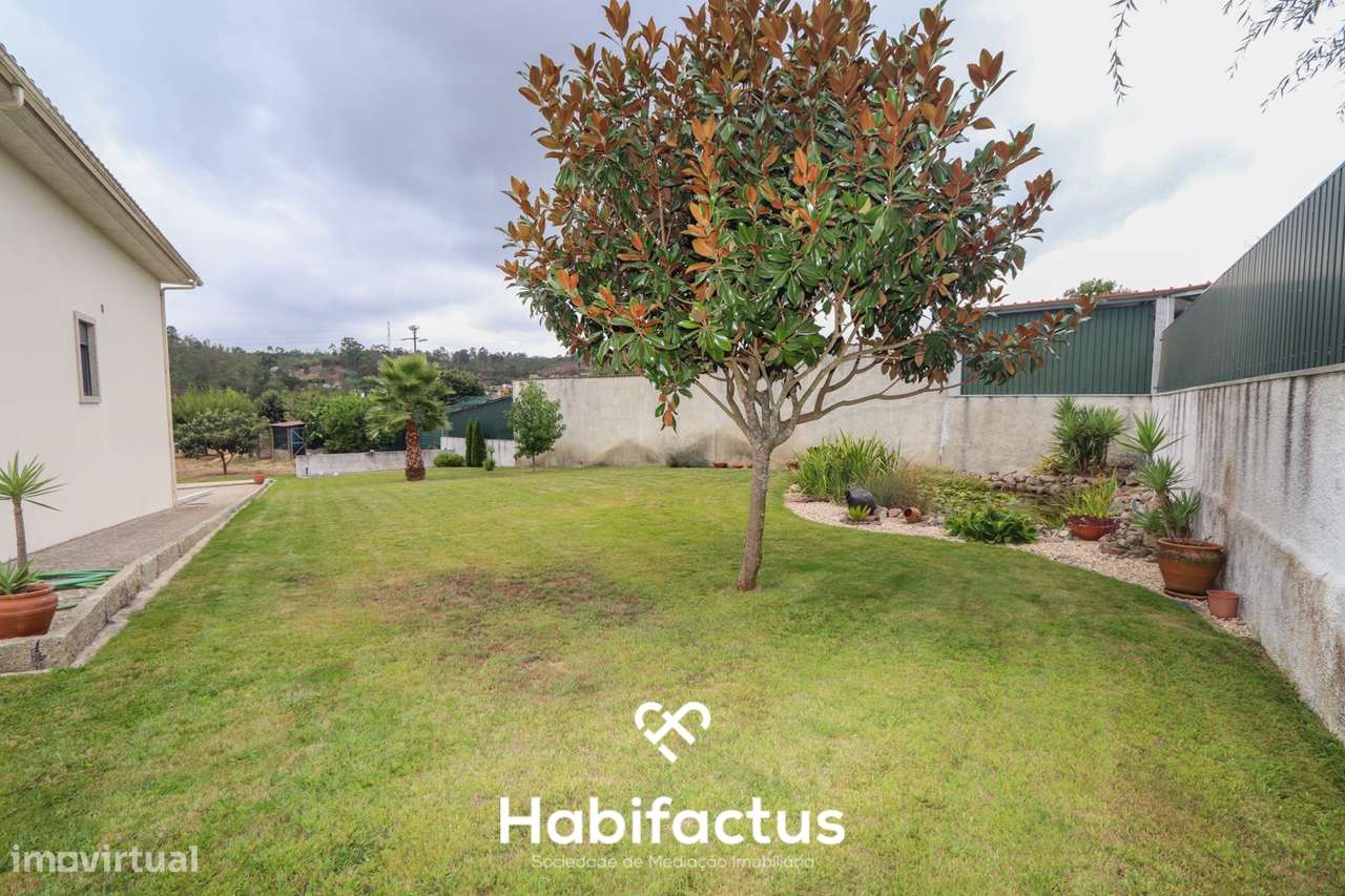 Moradia V4 Isolada com Jardim e Vista Panorâmica – Em Couto de Cima- V-24