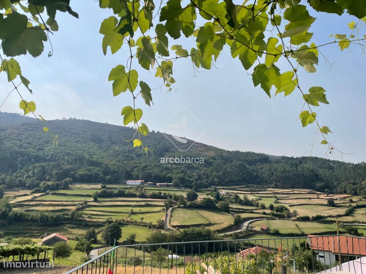 Moradia T3, pronta a habitar, com 620m2 de terreno, excelentes vistas - Grande imagem: 4/60