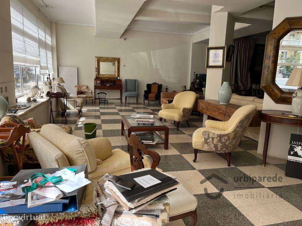 Loja em Oeiras com 400m2, com dois pisos, disponível. - Grande imagem: 3/24