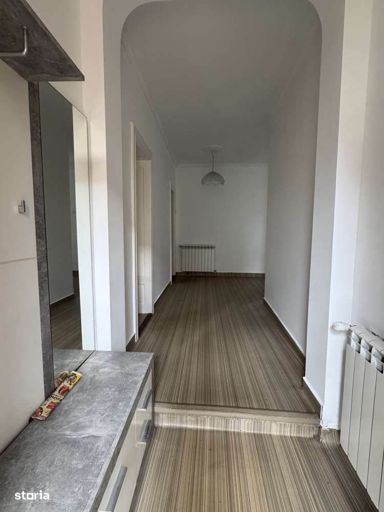 Casa, 255 m²,  - Imagine principală: 4/20