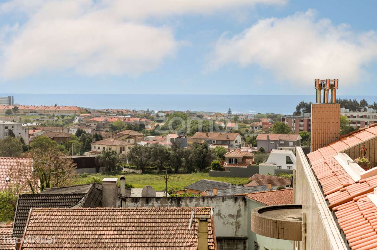 T3 / T4 Duplex com Terraços em Condomínio com Piscina – Francelos-16