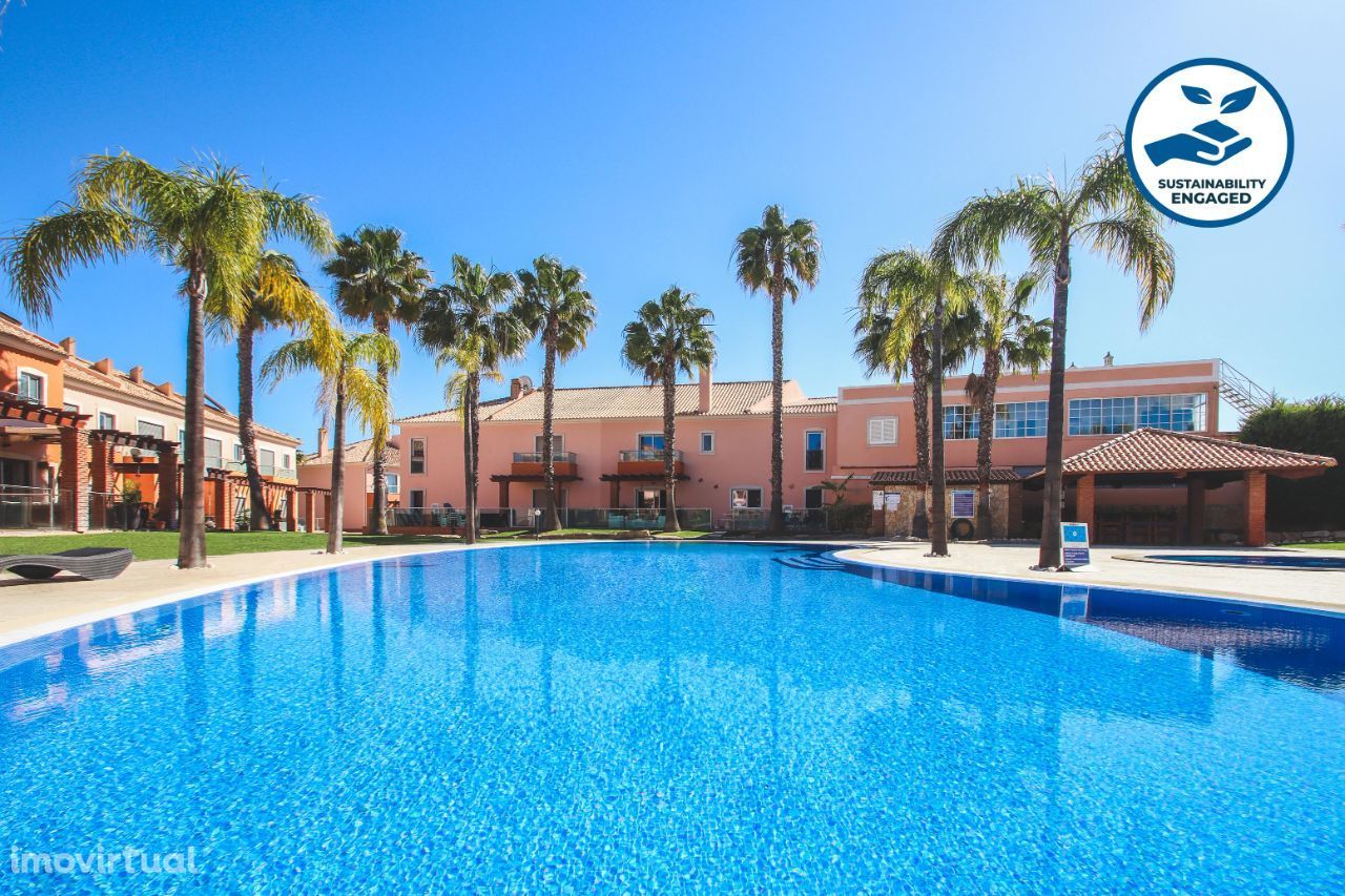 Sunny Palms - Moradia T2 Albufeira, Piscina, AC, Wifi e BBQ