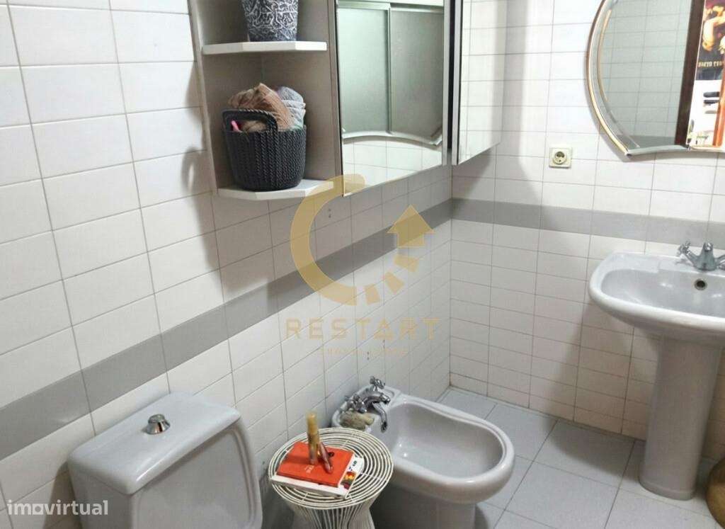 Apartamento T2 com Terraço-8