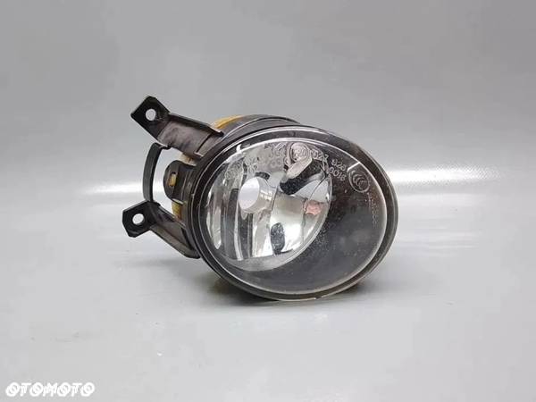 Skoda Fabia II Scout Halogen Prawy 1Z0941702D - 1