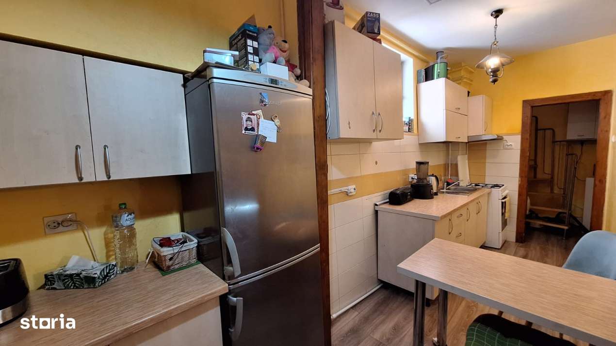 Casa cuplata pe 2 niveluri, localizare Ultra Centrala Zona Piata Uniri-4