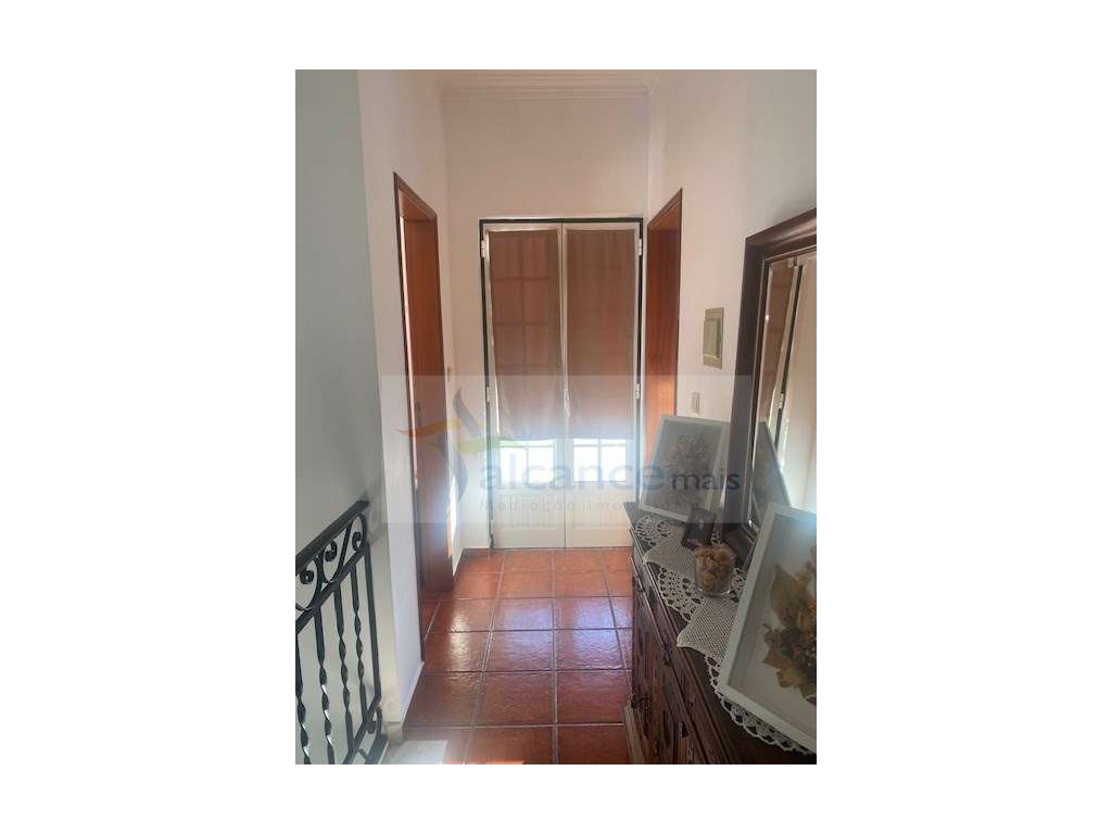 Moradia Exclusiva de Alto Padrão com Espaços Exterior Privativo-18