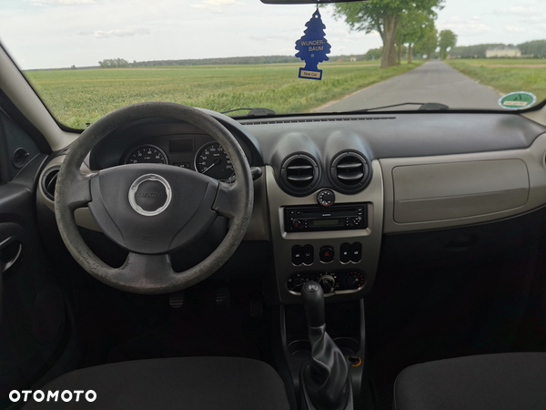 Dacia Sandero 1.2 16V Laureate - 10