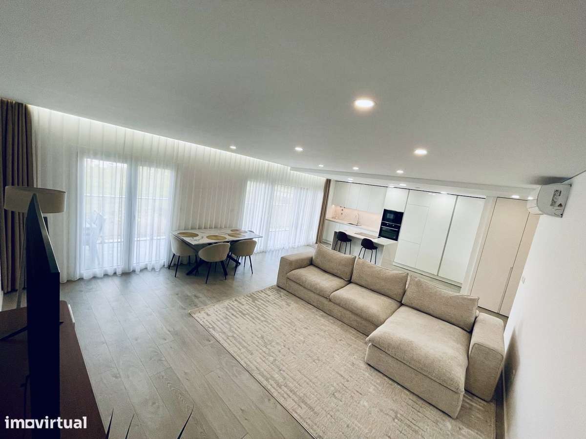 Nova construção, Apartamento T2, boas áreas, piscina, garagem, jardim. - Grande imagem: 2/21