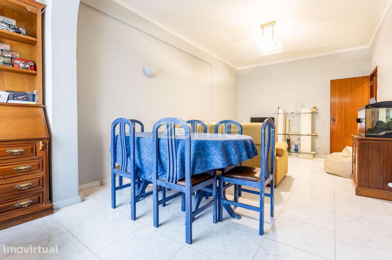 Apartamento T2 com Arrecadação em Idanha – Belas - Grande imagem: 5/21