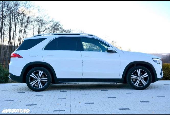 Mercedes-Benz GLE 300 d 4MATIC - 3