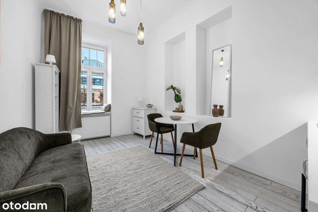 Kawalerka z antresolą przy Hali Koszyki-3