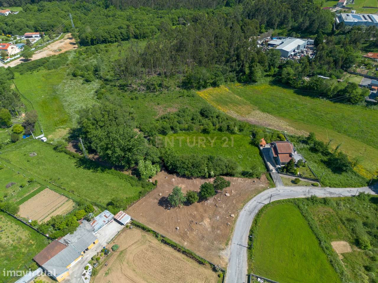 OPORTUNIDADE UNICA DE CONSTRUIR A SUA MORADIA - Grande imagem: 4/13