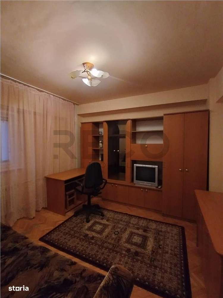 RECO Apartament cu trei camere de inchiriat - Imagine principală: 4/9
