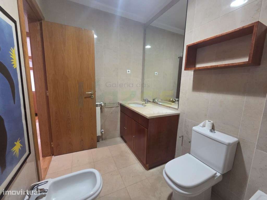 T3 com estacionamento - Zona Premium de Leiria, junto ao Seminário,...-18