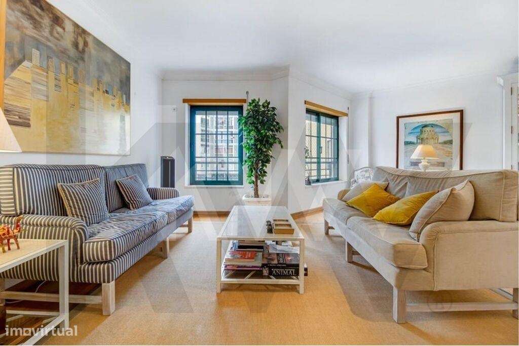 Apartamento T3 com Varanda - Garagem - Arrecadação em Cascais - Grande imagem: 5/51