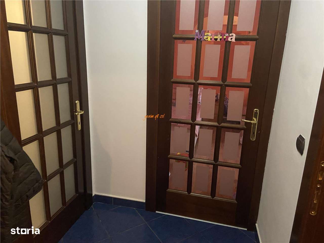 Apartament 4 camere , zona centrala - Inspectoratul Scolar ,suprafata-12