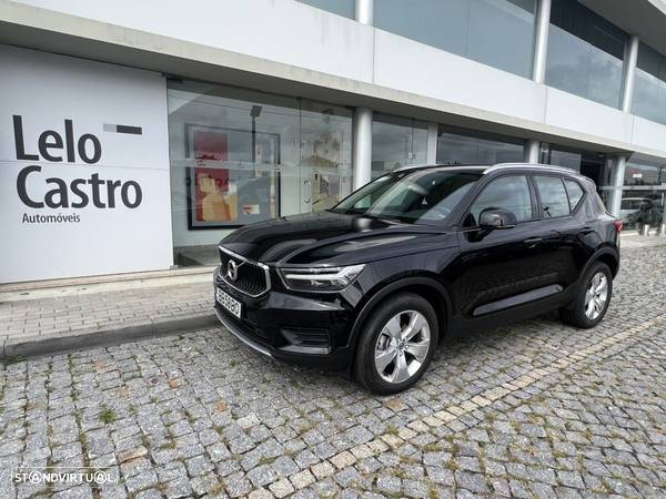 Volvo XC 40 2.0 D3 Momentum Geartronic - 4