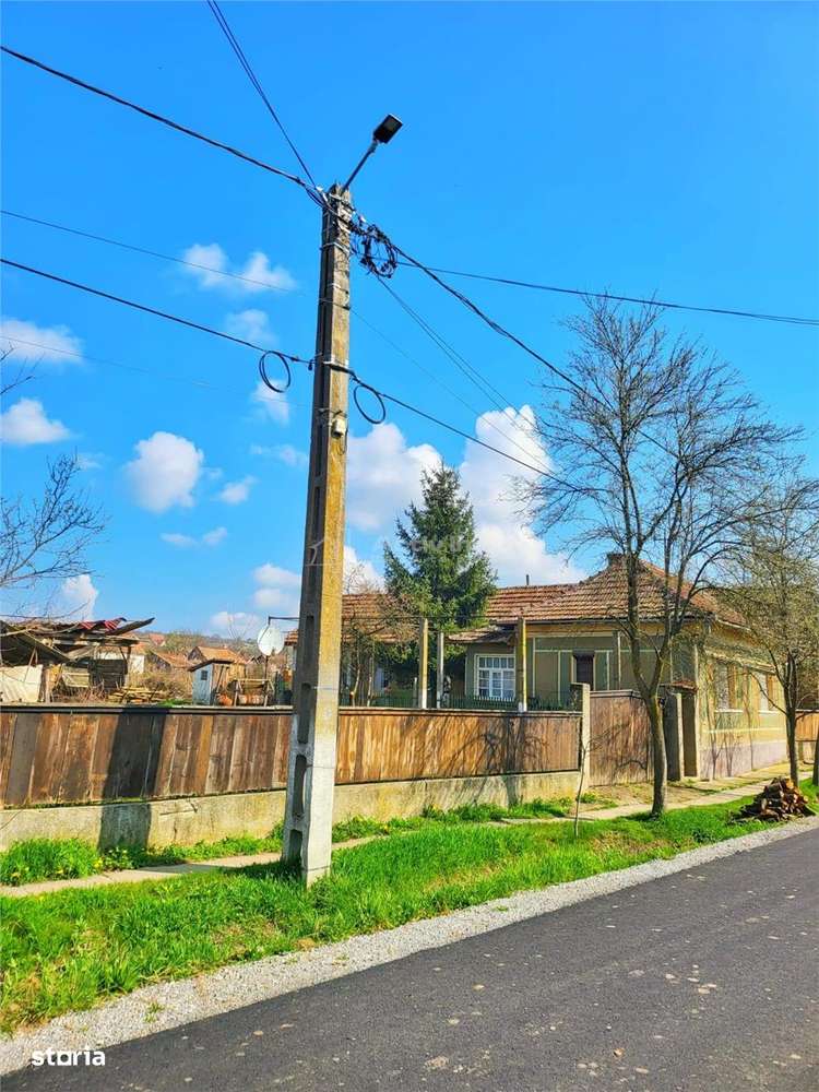 Casa  Saniob - 2000 mp teren-1