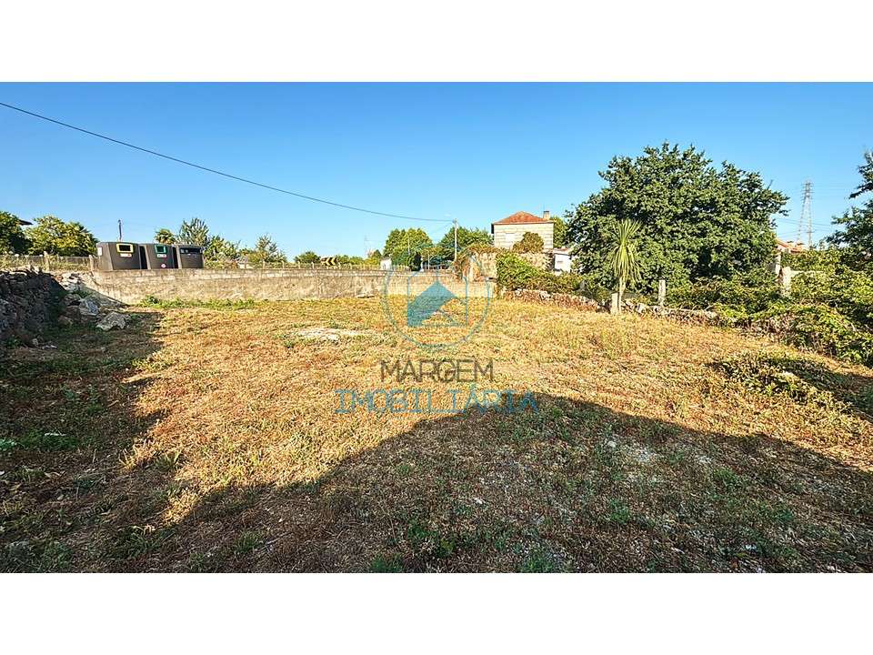 Moradia térrea para Restauro | 581 m²-15