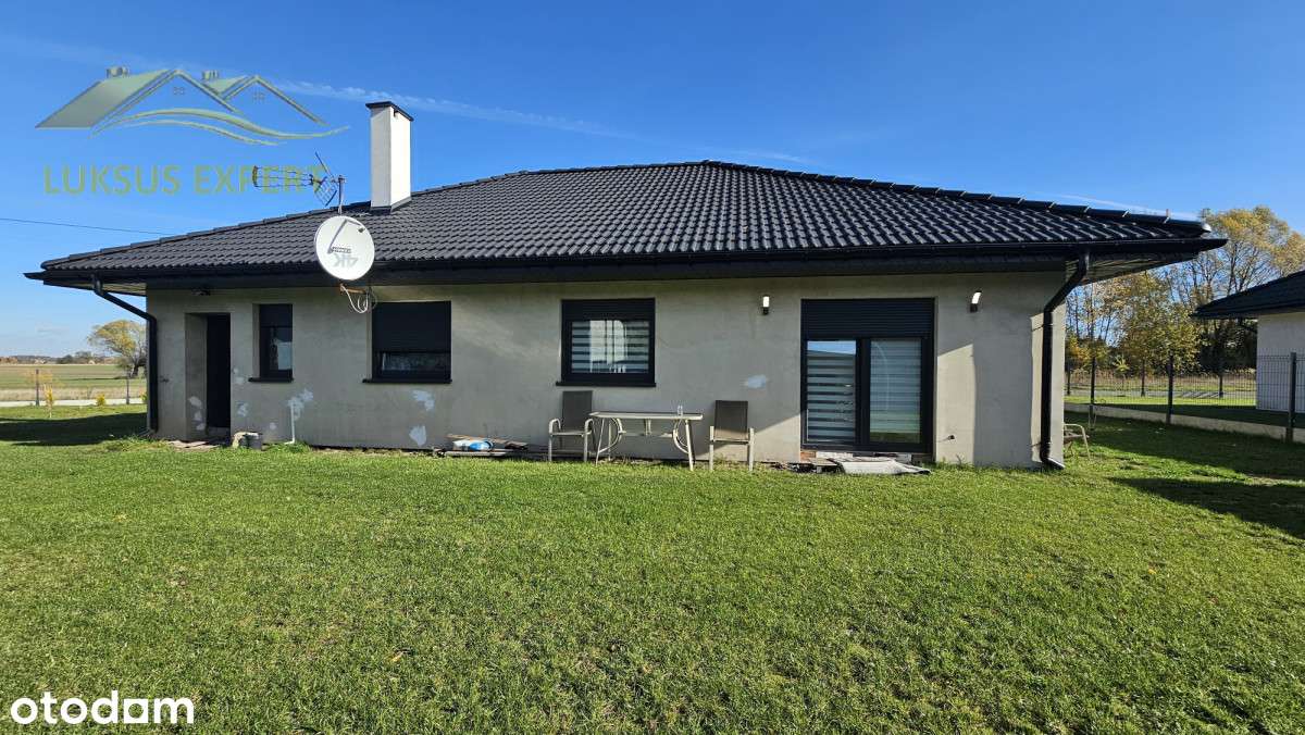 Dom w Kątach Walichnowskich.-1