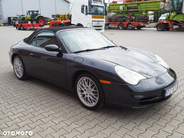 Porsche 911 Carrera Cabrio - 5