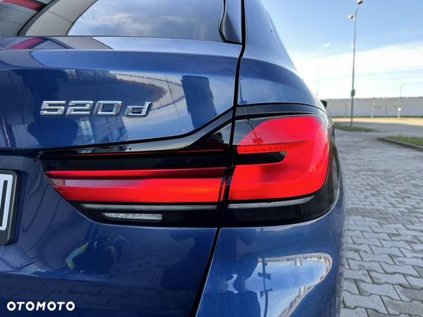 BMW Seria 5 520d MHEV Sport - 35