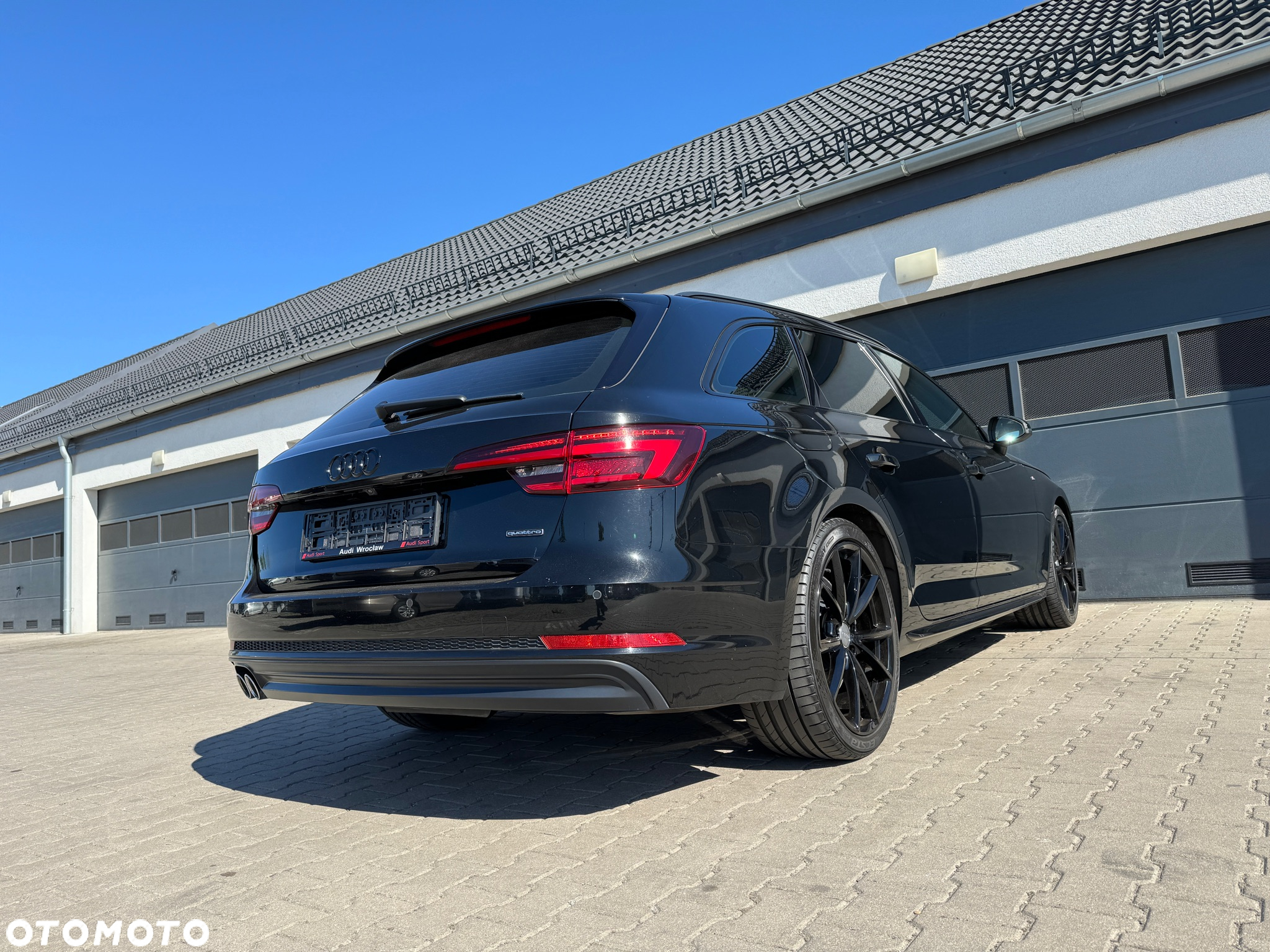 Audi A4 Avant 2.0 TDI quattro sport - 16