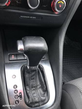 Volkswagen Golf 1.6 TDI BlueMotion Technology DPF Highline DSG - 18