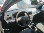 Dezmembram Opel Astra H - 4