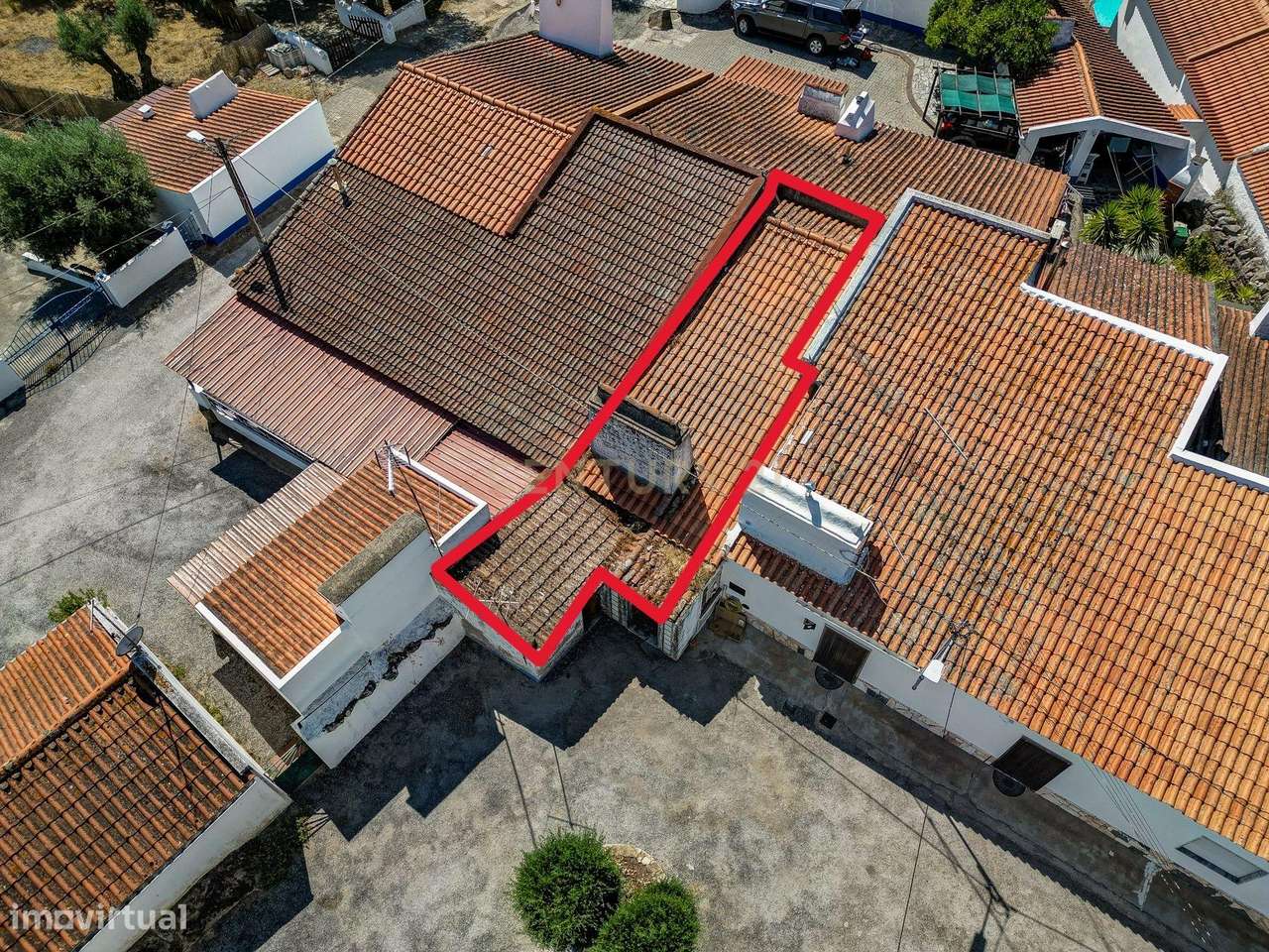 Moradia Térrea com Terreno de 950 m² a Apenas 8 km de Évora-51