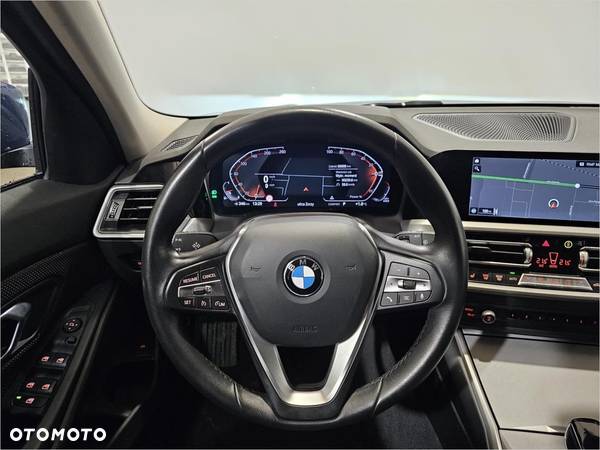 BMW Seria 3 318i Advantage - 10