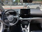 Toyota Yaris 1.5 HSD Exclusive - 8